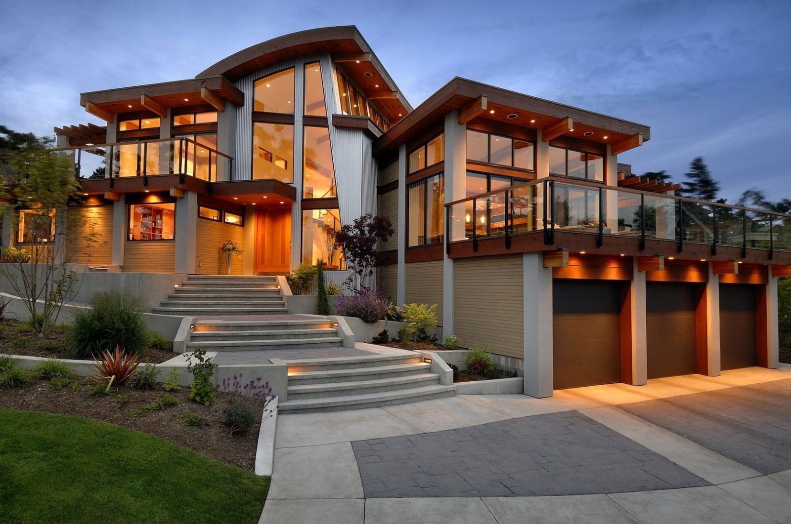Modern luxury home built by Varsha Infra Projects